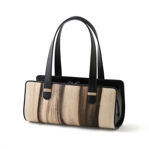 Casual bag / Black persimmon / black / </br> Width 30 × Height 13.5 × Gusset 14 cm (Total height approx. 35 cm)